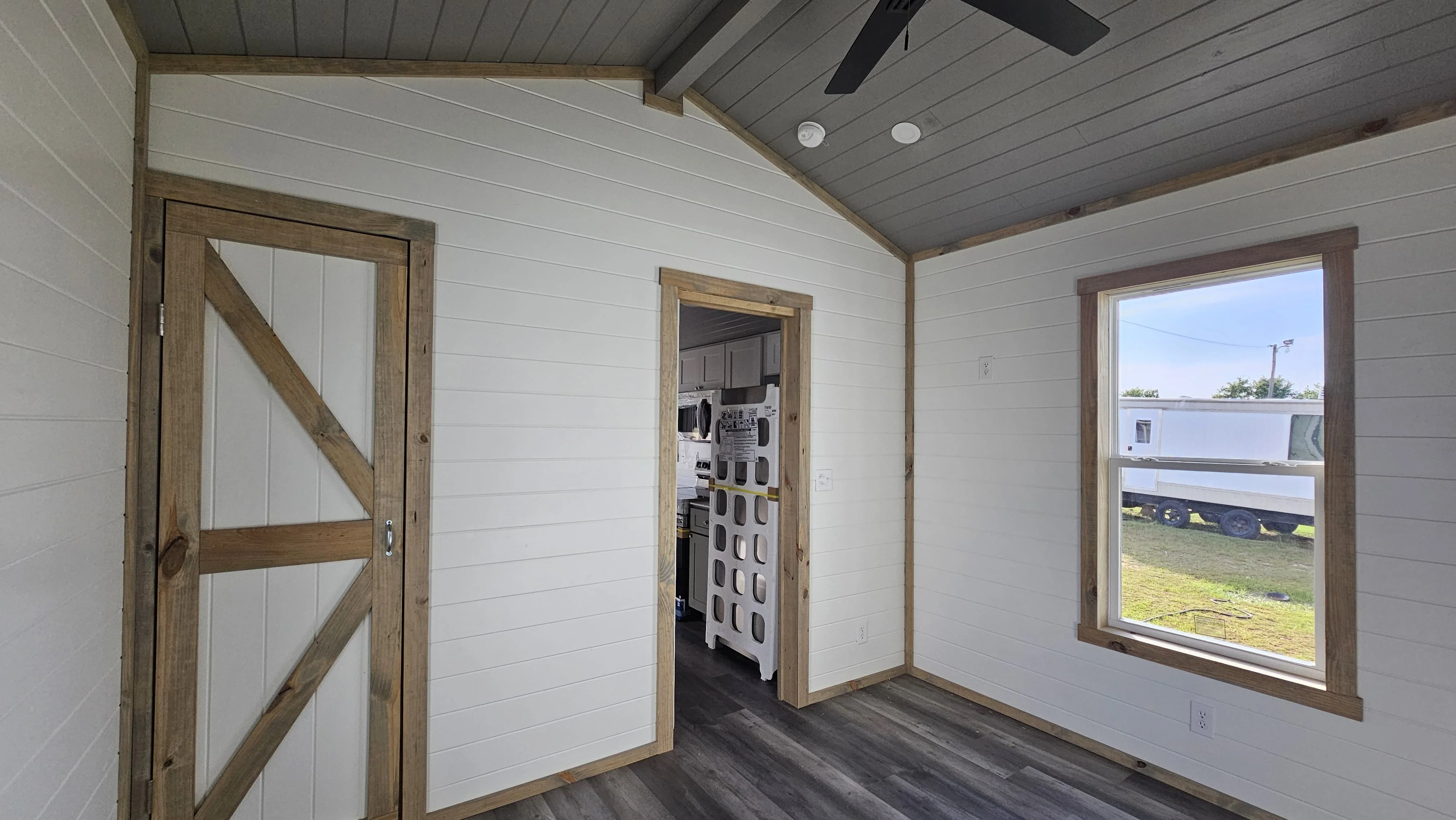 The Drift Evergreen – Modern Park Model with Loft & Bunk Room (1 IN STOCK!) - Image 14