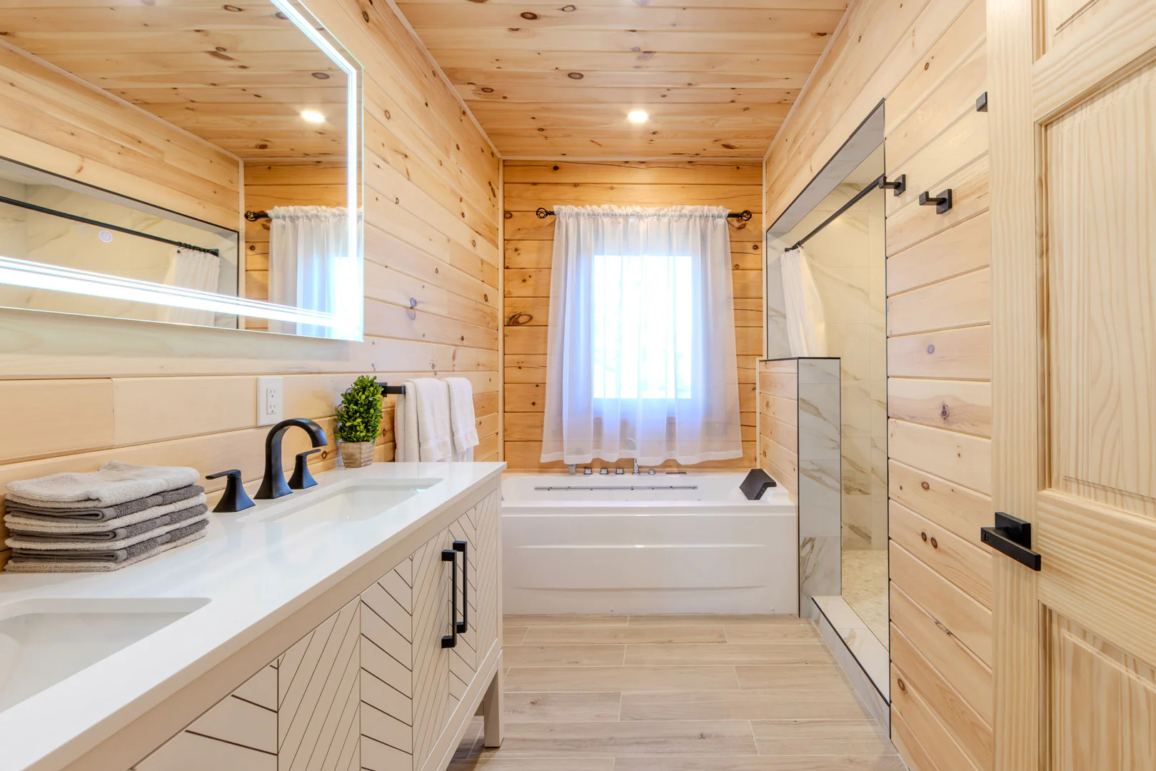 The Friar Tuck Cabin β Luxury Log Home Kit - Image 16