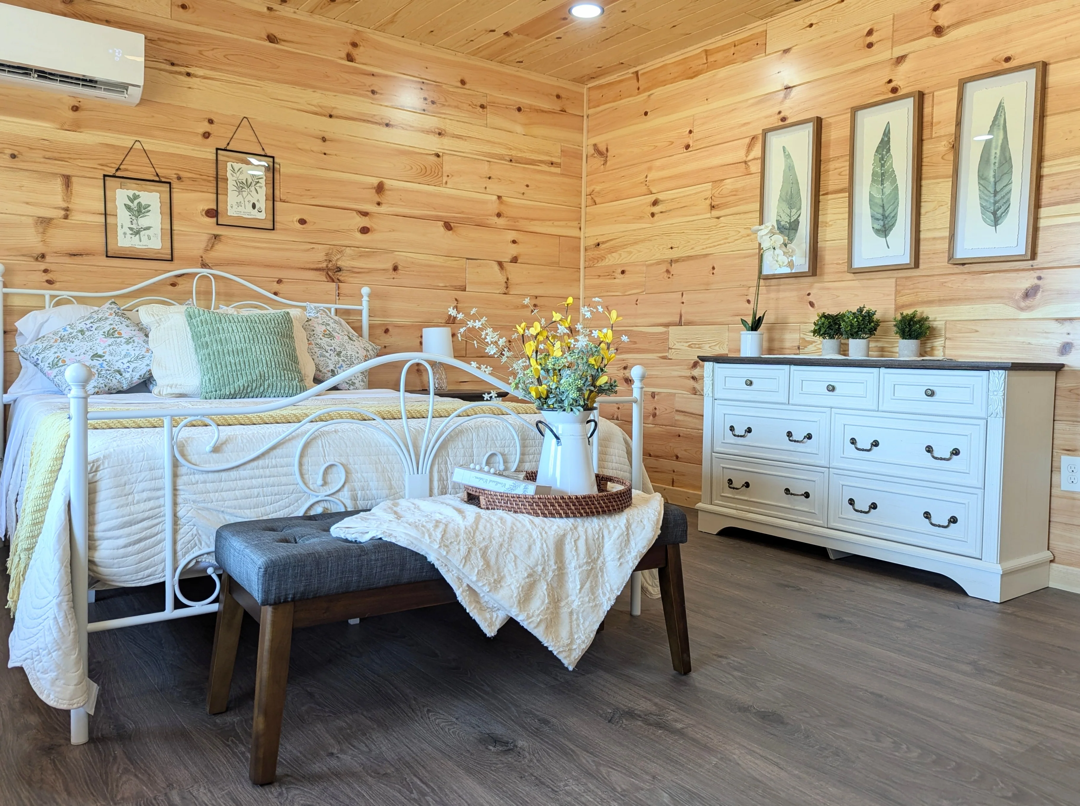 The Gatlinburg Lodge Amish Built Modular Cabin - Image 10