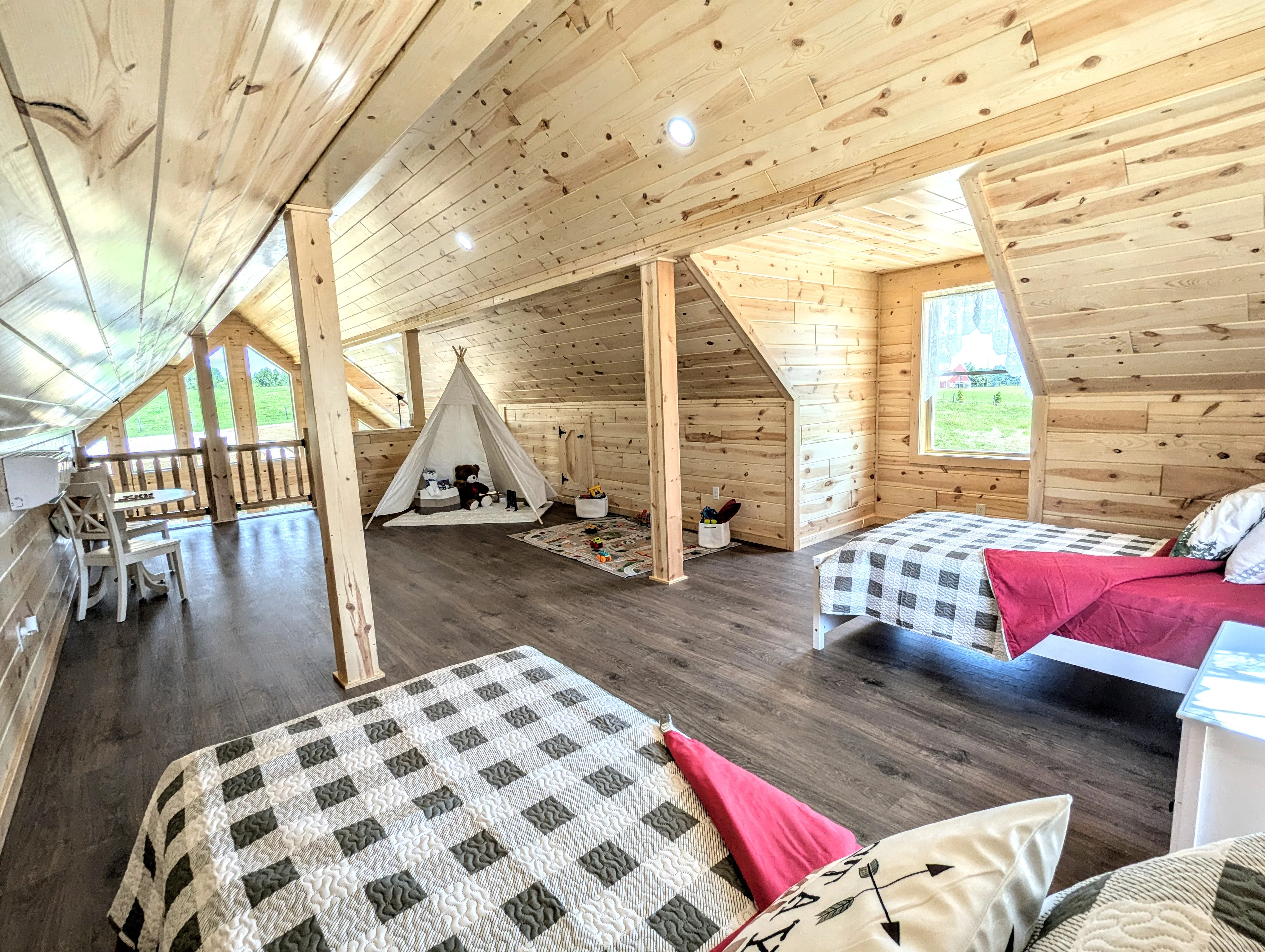 The Gatlinburg Lodge Amish Built Modular Cabin - Image 28