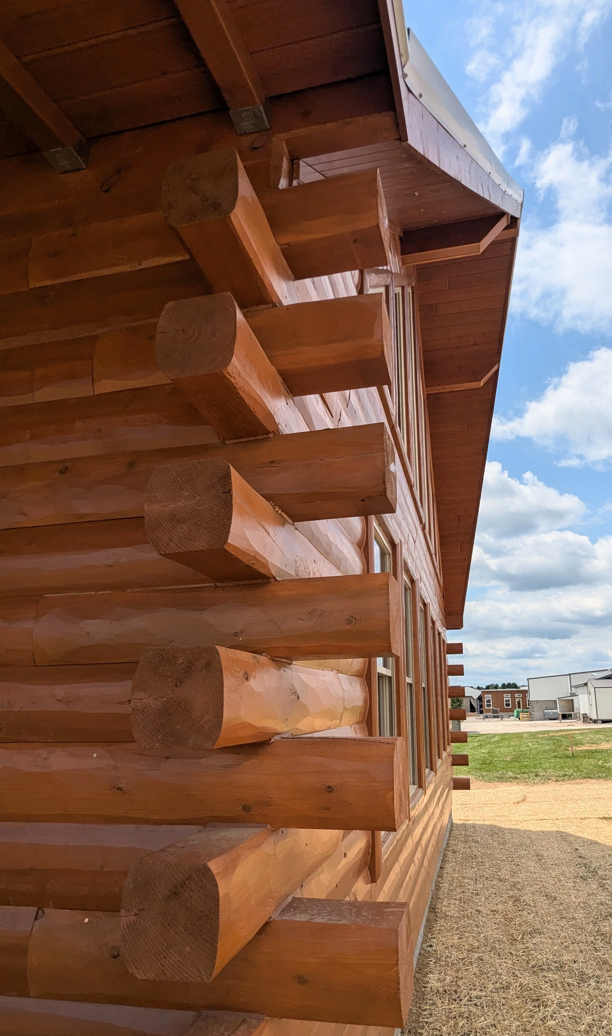 The Gatlinburg Lodge Amish Built Modular Cabin - Image 35