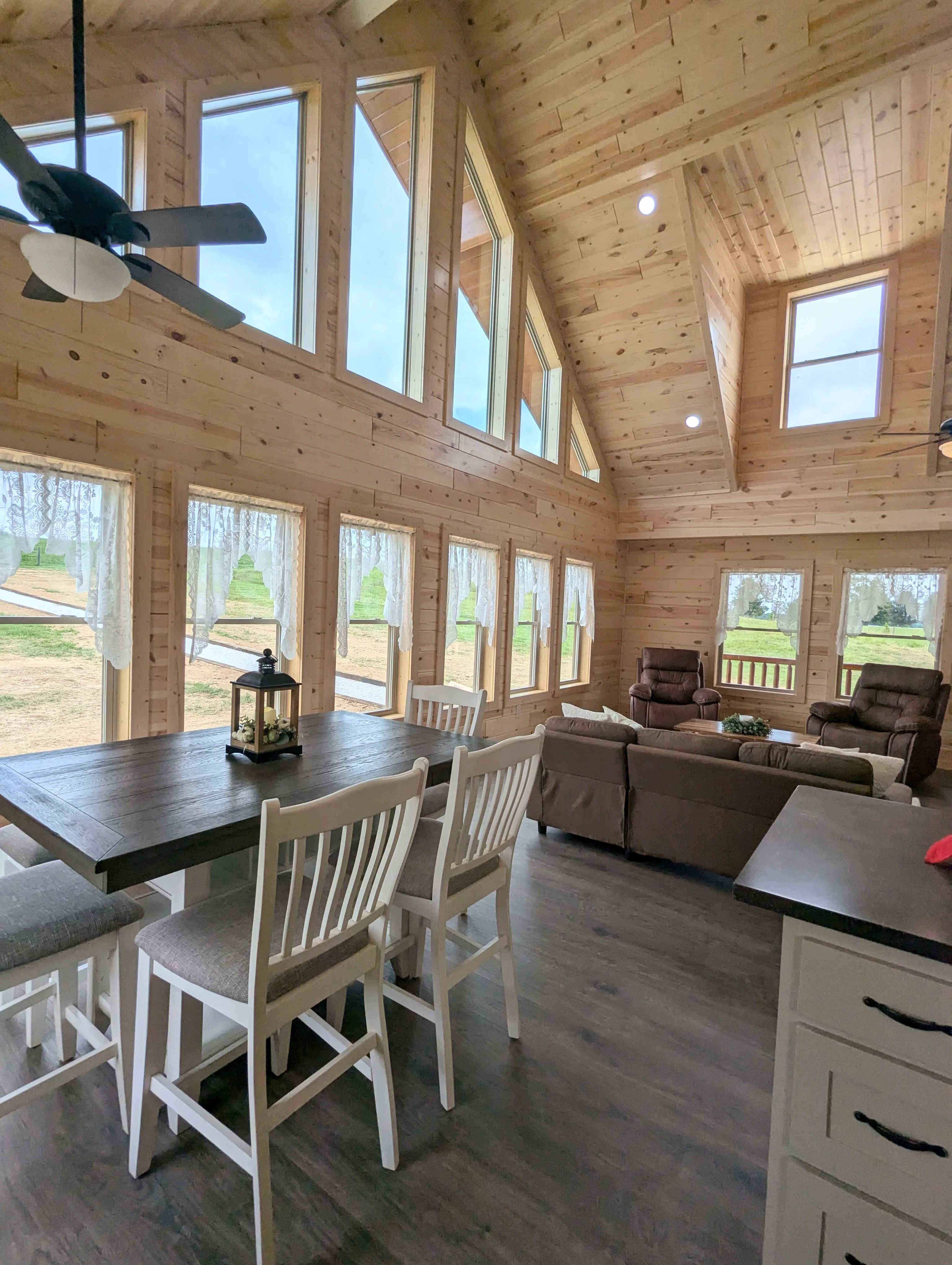 The Gatlinburg Lodge Amish Built Modular Cabin - Image 40