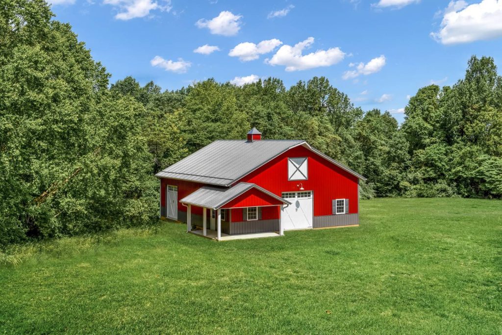 The Red Barn - 40 x 48 x 12 - Image 2