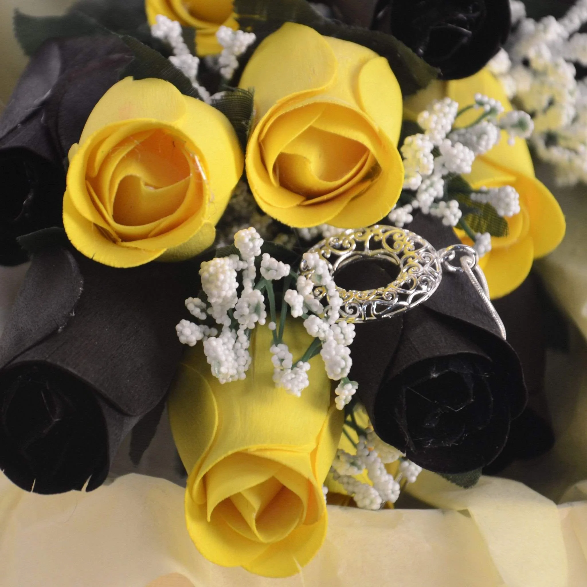 Z! Roses For Her, With Card! - Image 4